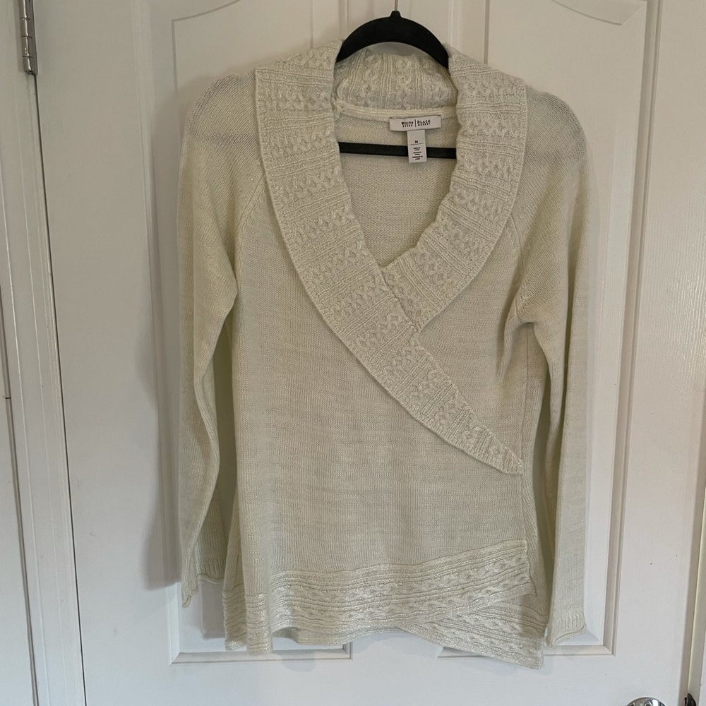 Long sleeve sweater - never used